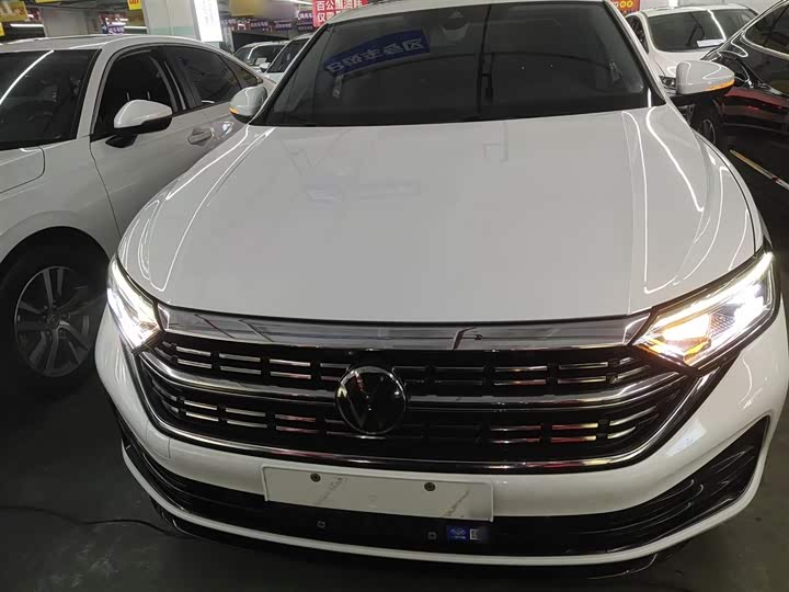 Volkswagen Sagitar L 2024 2024款 300TSI DSG超越版
