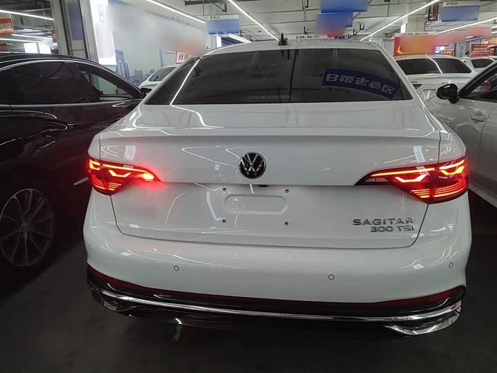 Volkswagen Sagitar L 2024 2024款 300TSI DSG超越版