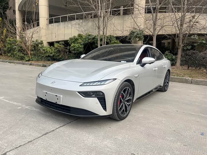 Dongfeng Yipai eπ 007 2025 2025款 纯电 565四驱Max领航版