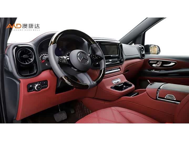 Mercedes-Benz Vito 2024 2024款 2.0T 精英版 7座
