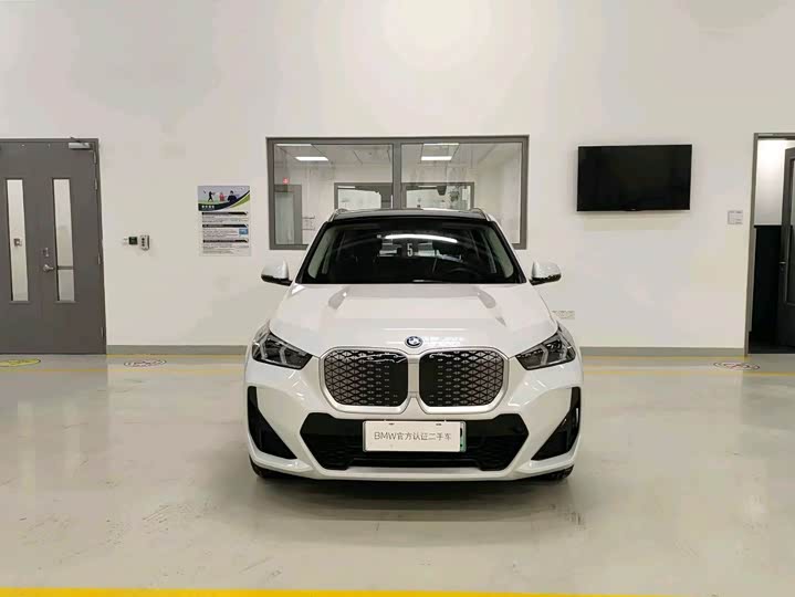 BMW iX1 2025 2025款 eDrive25L M运动套装