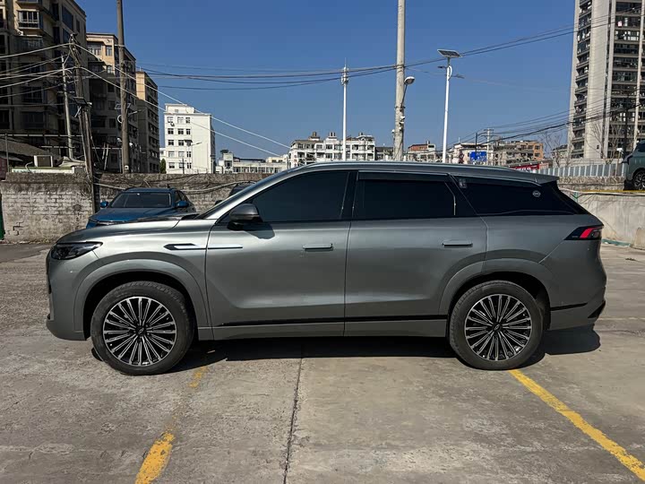 Chery Tiggo 9 2025 2025款 2.0T 双离合两驱豪享版 5座