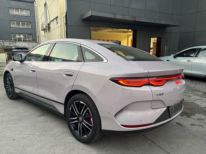 BYD Qin L 2025 2025款 EV 545KM云辇型