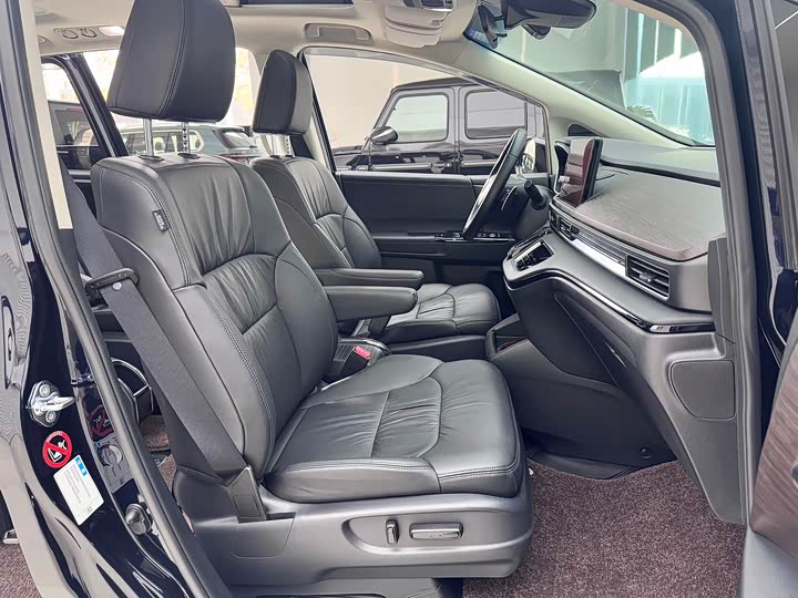 Honda Odyssey 2024 2024款 2.0L e:HEV 锐·耀享版