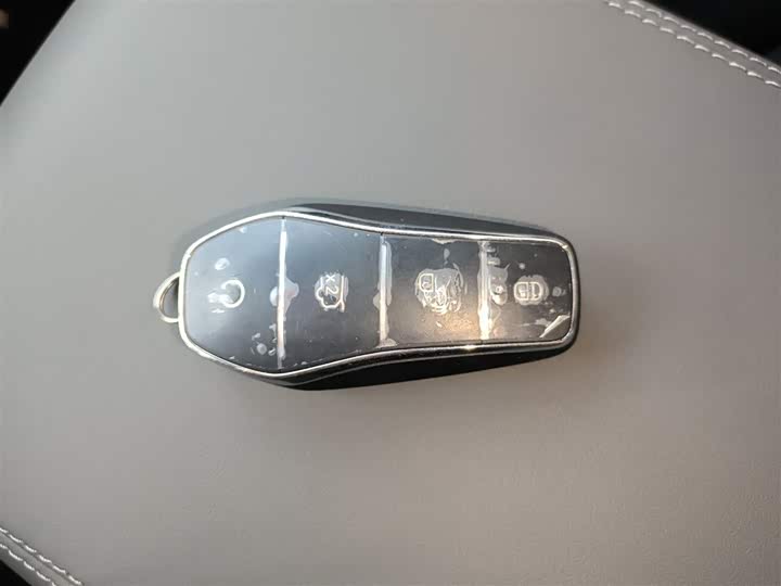 BYD Song L 2025 2025款 智驾版 662km 激光雷达卓越型