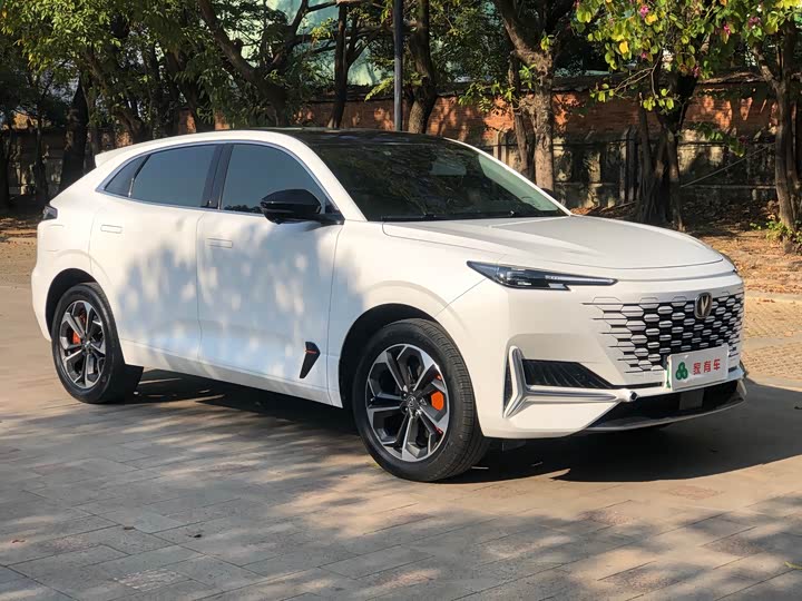 Changan UNI-K Hybrid 2022 2022款 蓝鲸iDD 130km 1.5T 卓越型