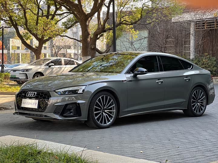 Audi A5 2024 2024款 Sportback 40 TFSI quattro 豪华动感型