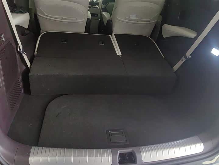 Denza D9 2025 2025款 DM-i 智驾版 1020 四驱旗舰型