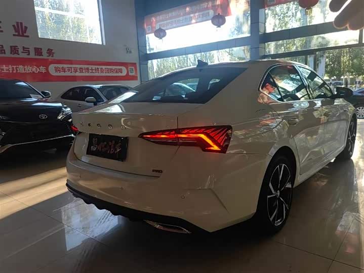 2023 Skoda Octavia Pro