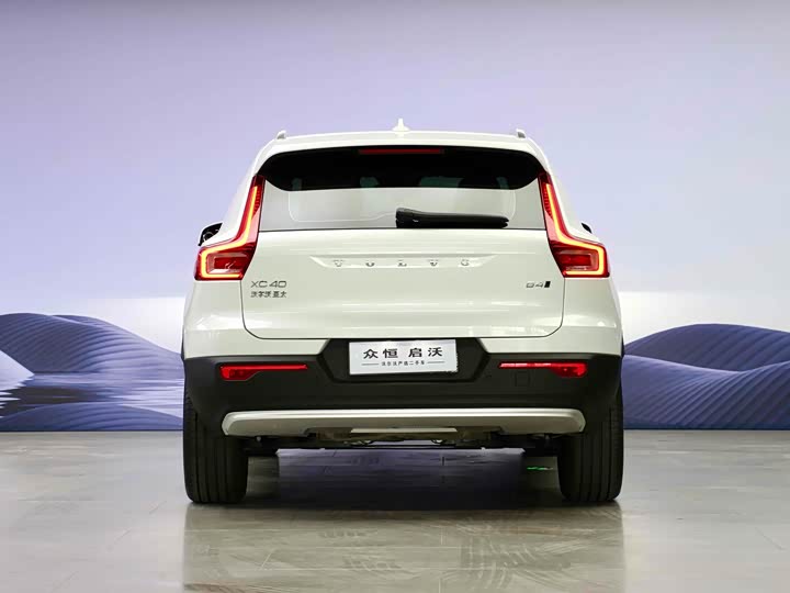 Volvo XC40 2024 2024款 B4 四驱智远豪华版