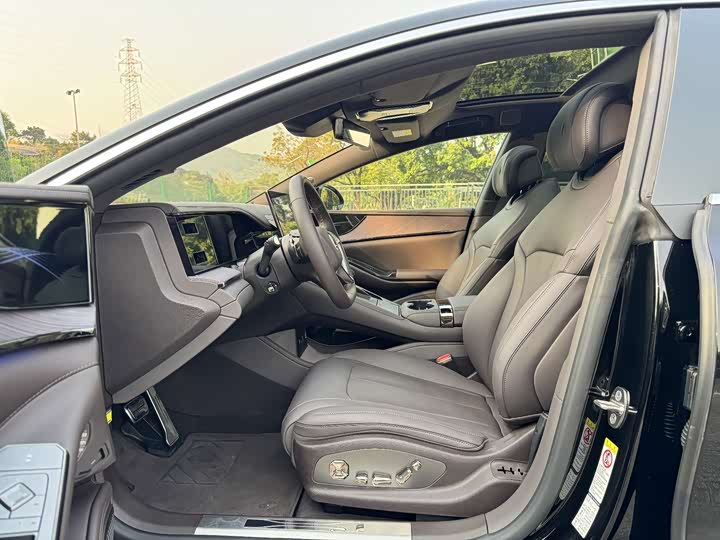 Denza Z9 2024 2024款 1100km 四驱Max版