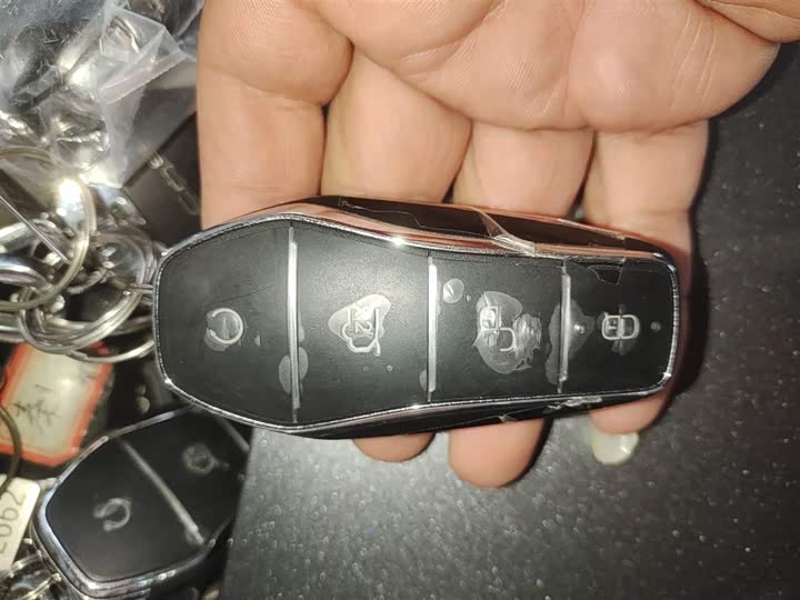 BYD Song Pro Hybrid 2025 2025款 第二代 智驾版 DM-i 115KM超越型