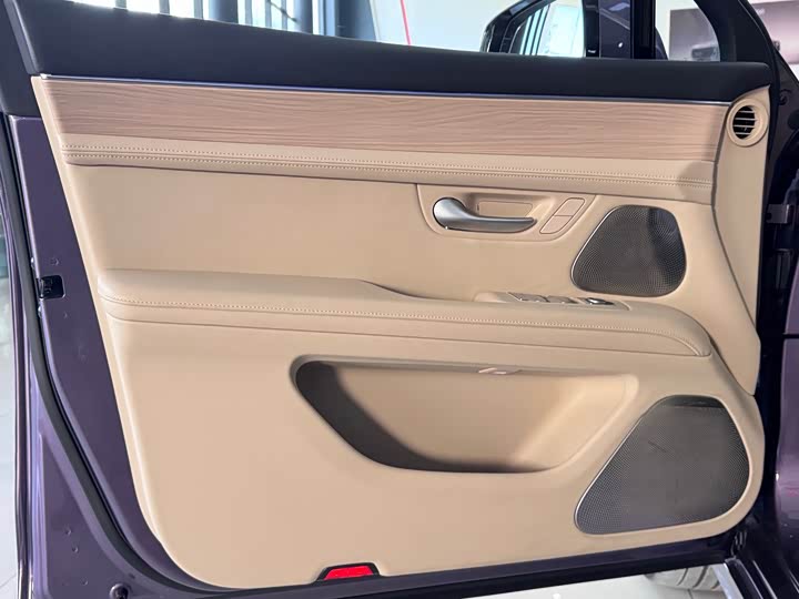 Aito M5 2025 2025款 增程 Ultra 四驱版