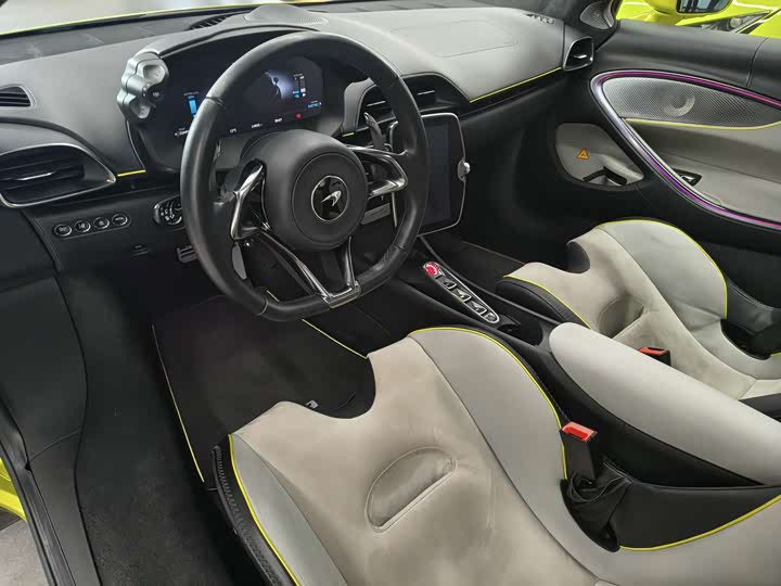 McLaren Artura 2023 2023款 3.0T Hybrid 标准型