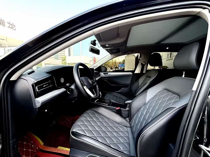 Volkswagen Sagitar L 2025 2025款 改款三 300TSI DSG超越版