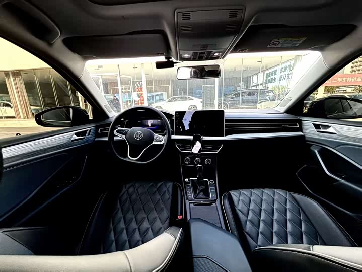 Volkswagen Sagitar L 2025 2025款 改款三 300TSI DSG超越版