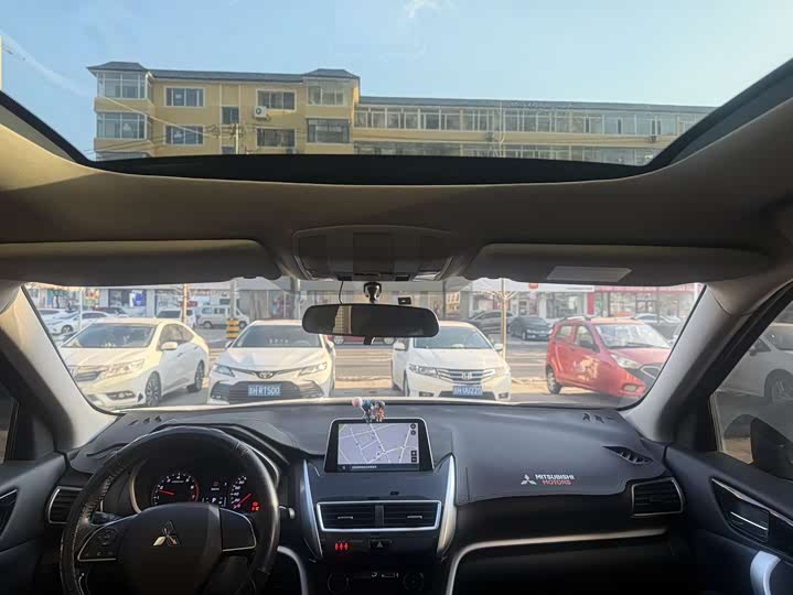 Mitsubishi Eclipse Cross 2021 2021款 1.5T CVT两驱梦想版