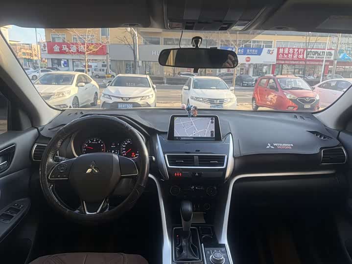 Mitsubishi Eclipse Cross 2021 2021款 1.5T CVT两驱梦想版