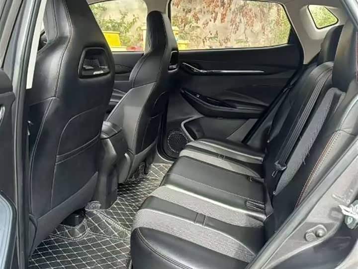 Changan Oshan X5 2022 2022款 运动版 1.5T DCT飓风音速