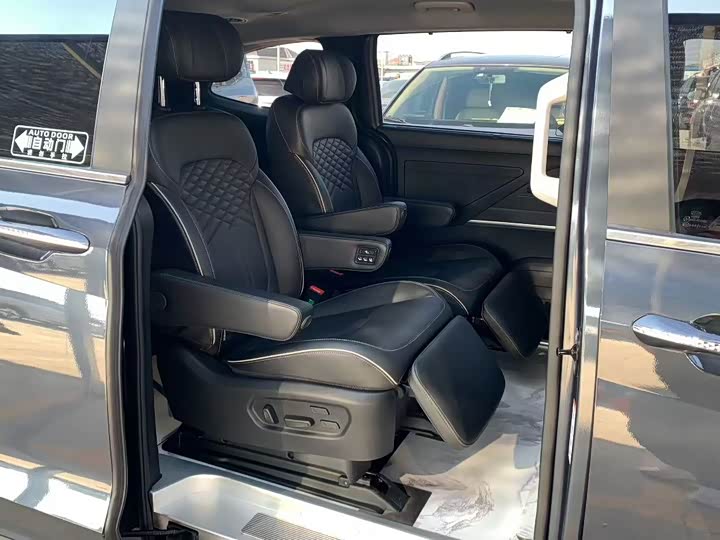 Hyundai Custo 2024 2024款 380TGDi TOP Premium 智爱旗舰版