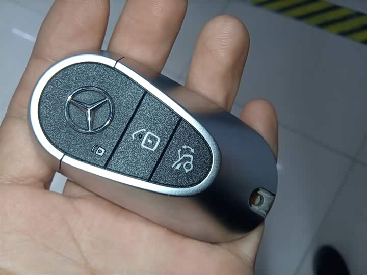 Mercedes-Benz C-Class 2025 2025款 C 260 L 运动版