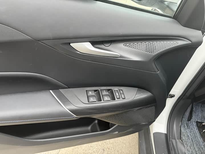 Changan Eado Plus 2024 2024款 1.5T GDI自动 尊贵型