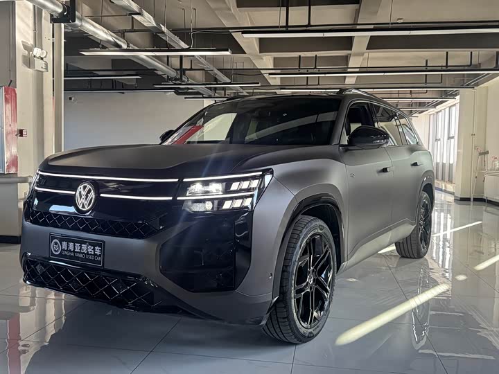Volkswagen Teramont Pro 2025 2025款 途昂 Pro 450TSI 四驱登峰版