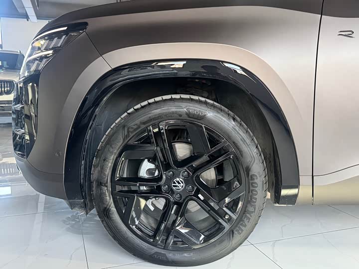 Volkswagen Teramont Pro 2025 2025款 途昂 Pro 450TSI 四驱登峰版