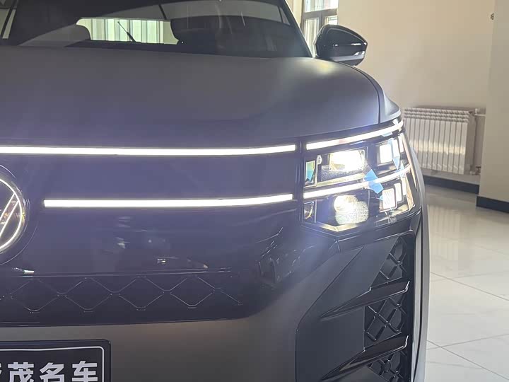 Volkswagen Teramont Pro 2025 2025款 途昂 Pro 450TSI 四驱登峰版