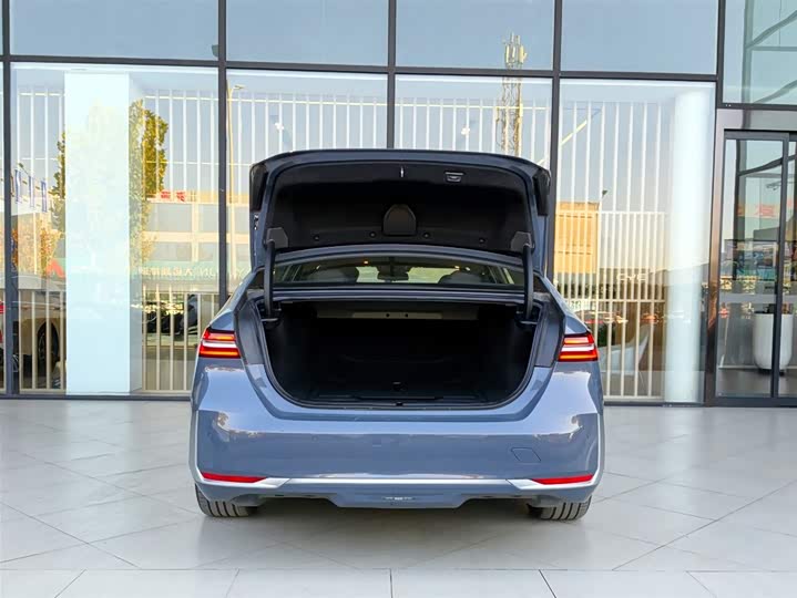 BMW i5 2025 2025款 eDrive 35L 豪华套装