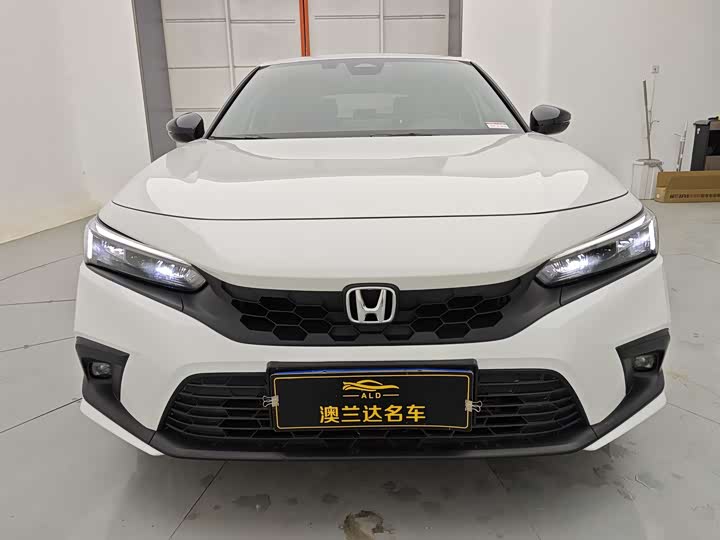 Honda Civic 2023 2023款 HATCHBACK 240TURBO CVT极锐版