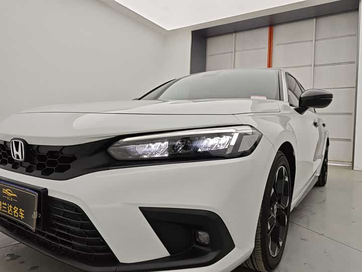 Honda Civic 2023 2023款 HATCHBACK 240TURBO CVT极锐版
