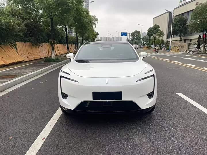 Avatr 11 2023 2023款 鸿蒙 90度 后驱版