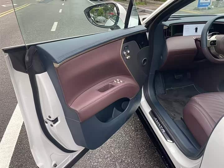 Avatr 11 2023 2023款 鸿蒙 90度 后驱版