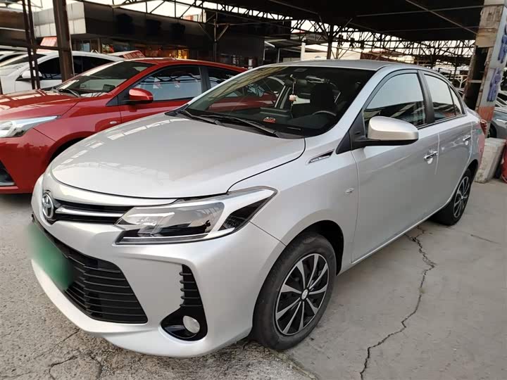 Toyota Vios 2022 2022款 1.5L 20周年纪念版