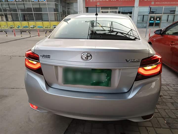 Toyota Vios 2022 2022款 1.5L 20周年纪念版