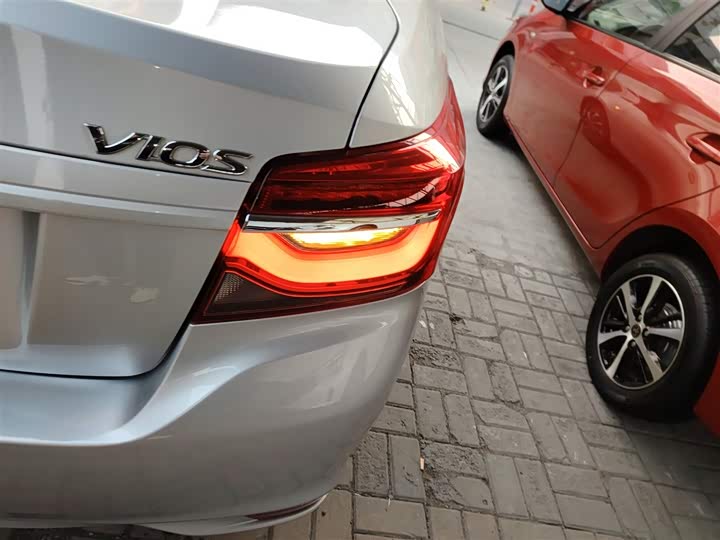 Toyota Vios 2022 2022款 1.5L 20周年纪念版