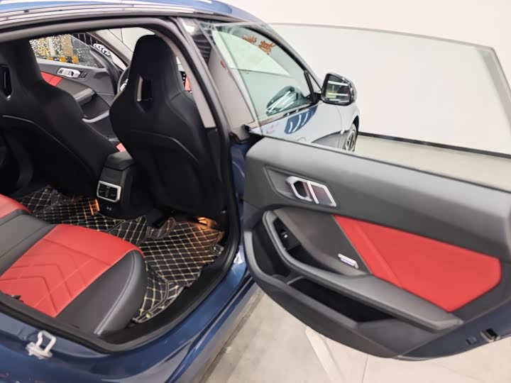 BMW 2 Series 2025 2025款 225L M运动曜夜套装