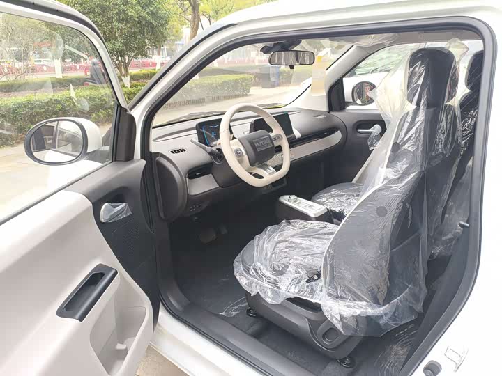 Changan Qiyuan (Nevo) Lumin 2026 2026款 宝藏版 301km 臻爱米 宁德