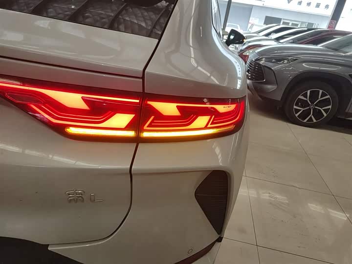 BYD Song L 2025 2025款 智驾版 662km 激光雷达卓越型