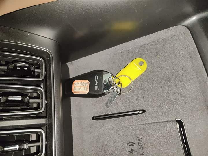 BYD Song L 2025 2025款 智驾版 662km 激光雷达卓越型