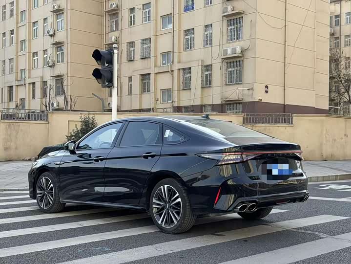 Chery Arrizo 8 2025 2025款 2.0T 自动御+