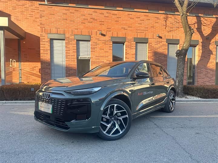 Audi Q6L e-tron 2026 2026款 首发领航版