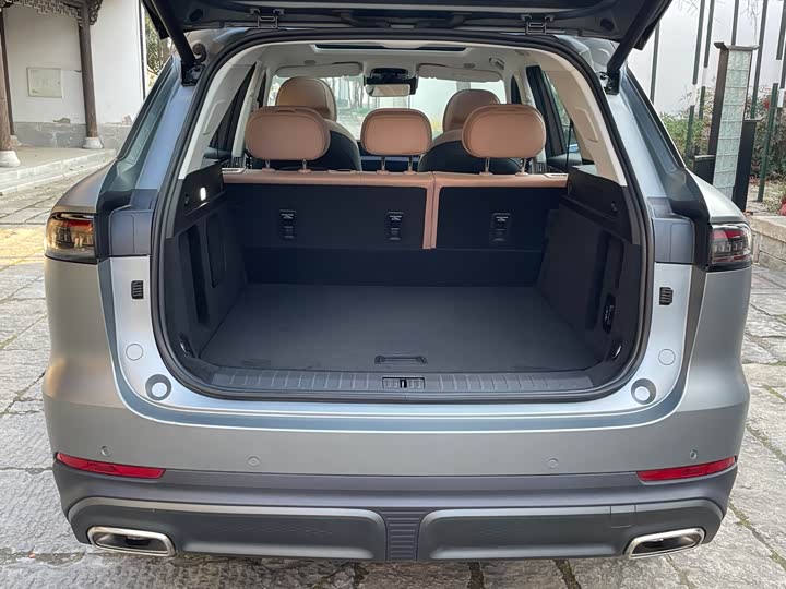 Chery Tiggo 8L 2024 2024款 2.0T 两驱尊贵版 5座