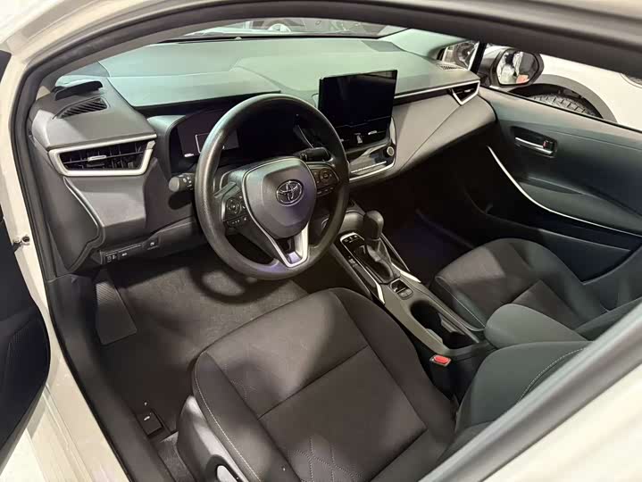 Toyota Corolla 2024 2024款 1.8L 智能电混双擎 精英版