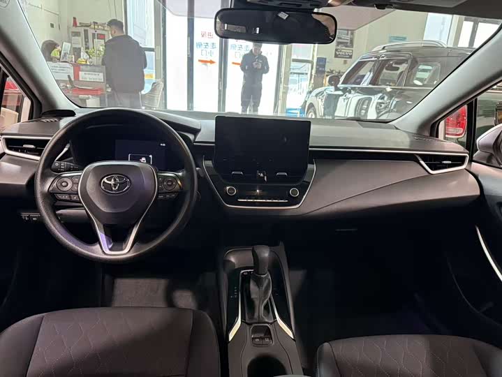 Toyota Corolla 2024 2024款 1.8L 智能电混双擎 精英版