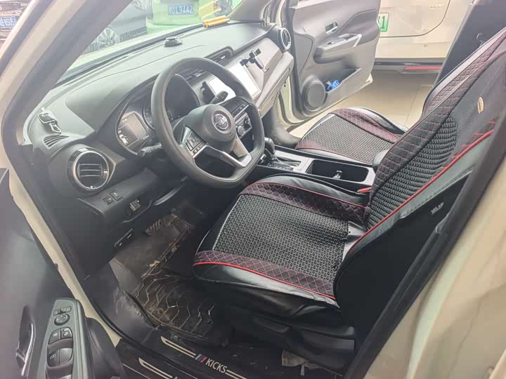 Nissan Kicks 2022 2022款 1.5L CVT XL 时尚版