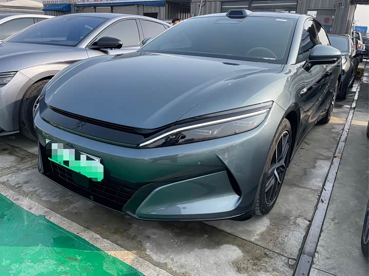 BYD Han L 2025 2025款 DM-p 四驱激光雷达旗舰型