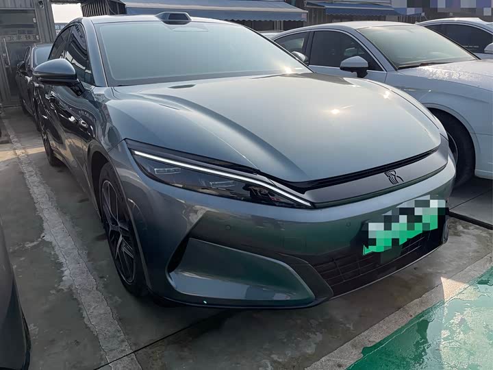 BYD Han L 2025 2025款 DM-p 四驱激光雷达旗舰型