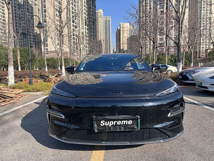 Geely Galaxy Starshine 8 EM-i 2025 2025款 60km EM-i 豪华版